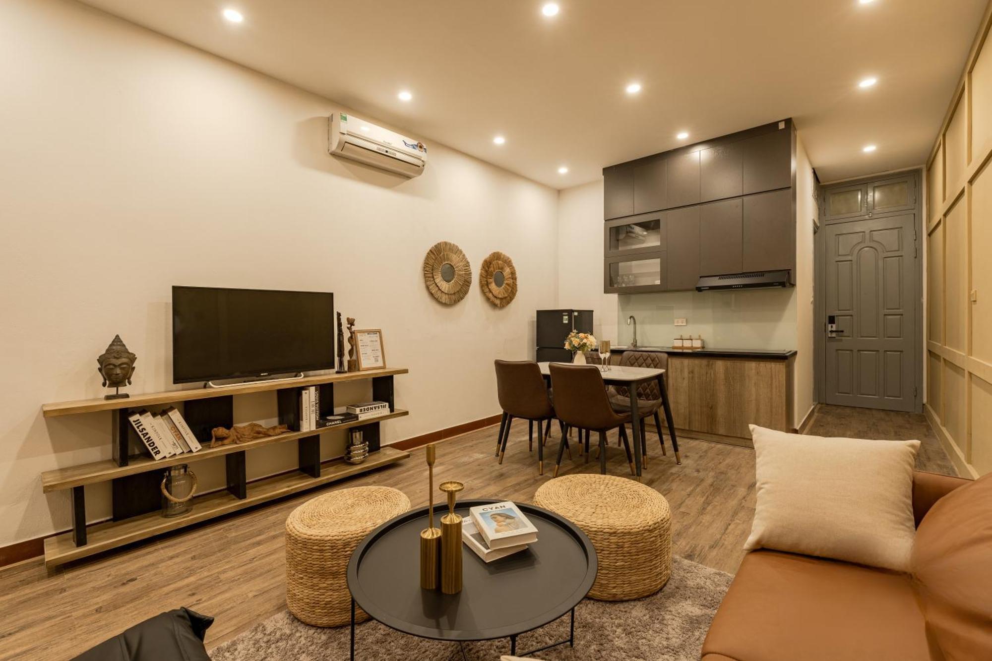Peaceful Corner In Old Quarter- Private Self Check In Apartment
