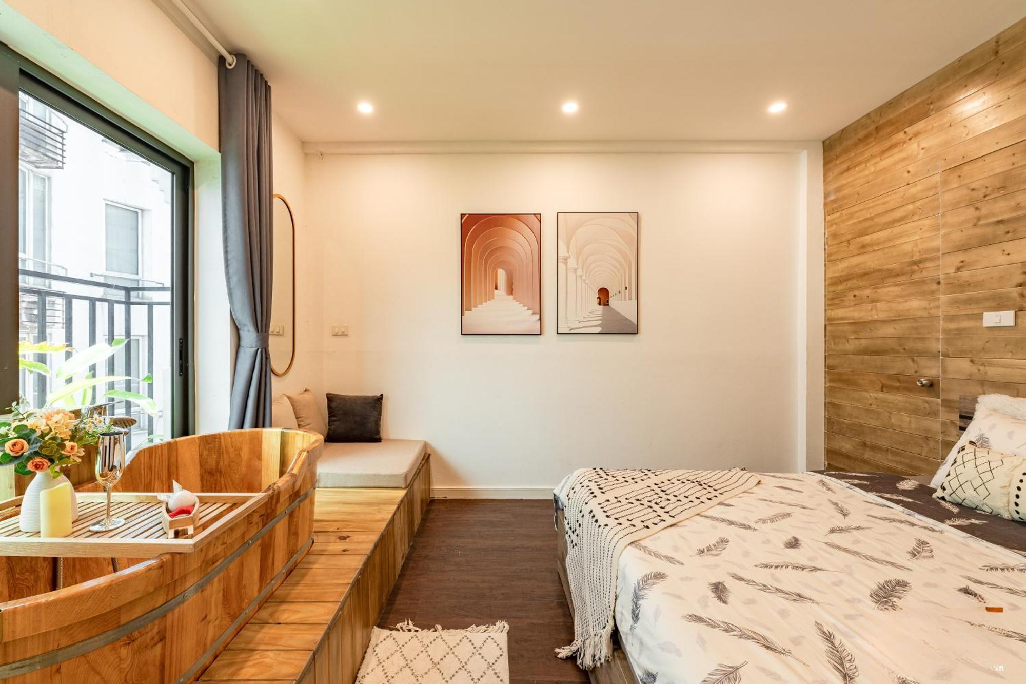 Peaceful Corner In Old Quarter- Private Self Check In Apartment Hanoi