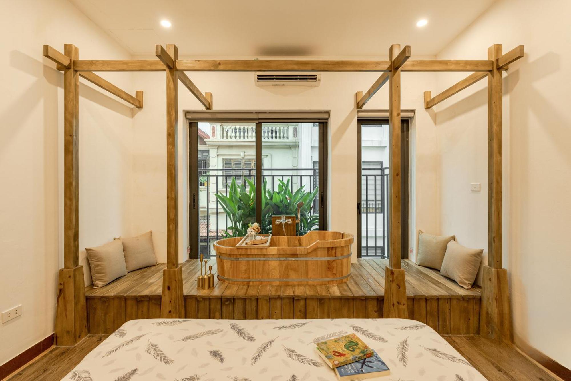 Apartment Peaceful Corner In Old Quarter- Private Self Check In Hanoi